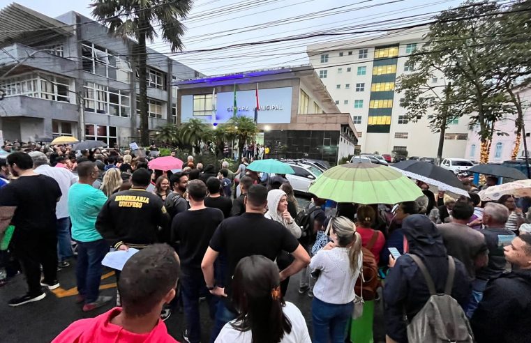 Vereadores votam contra melhorar a saúde e a educação de Teresópolis e cortam R$ 135 milhões do orçamento