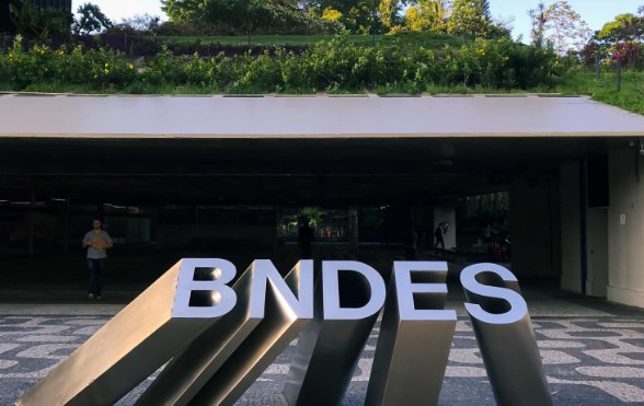 BNDES terá fundo de R$ 1 bi para a indústria da mobilidade verde