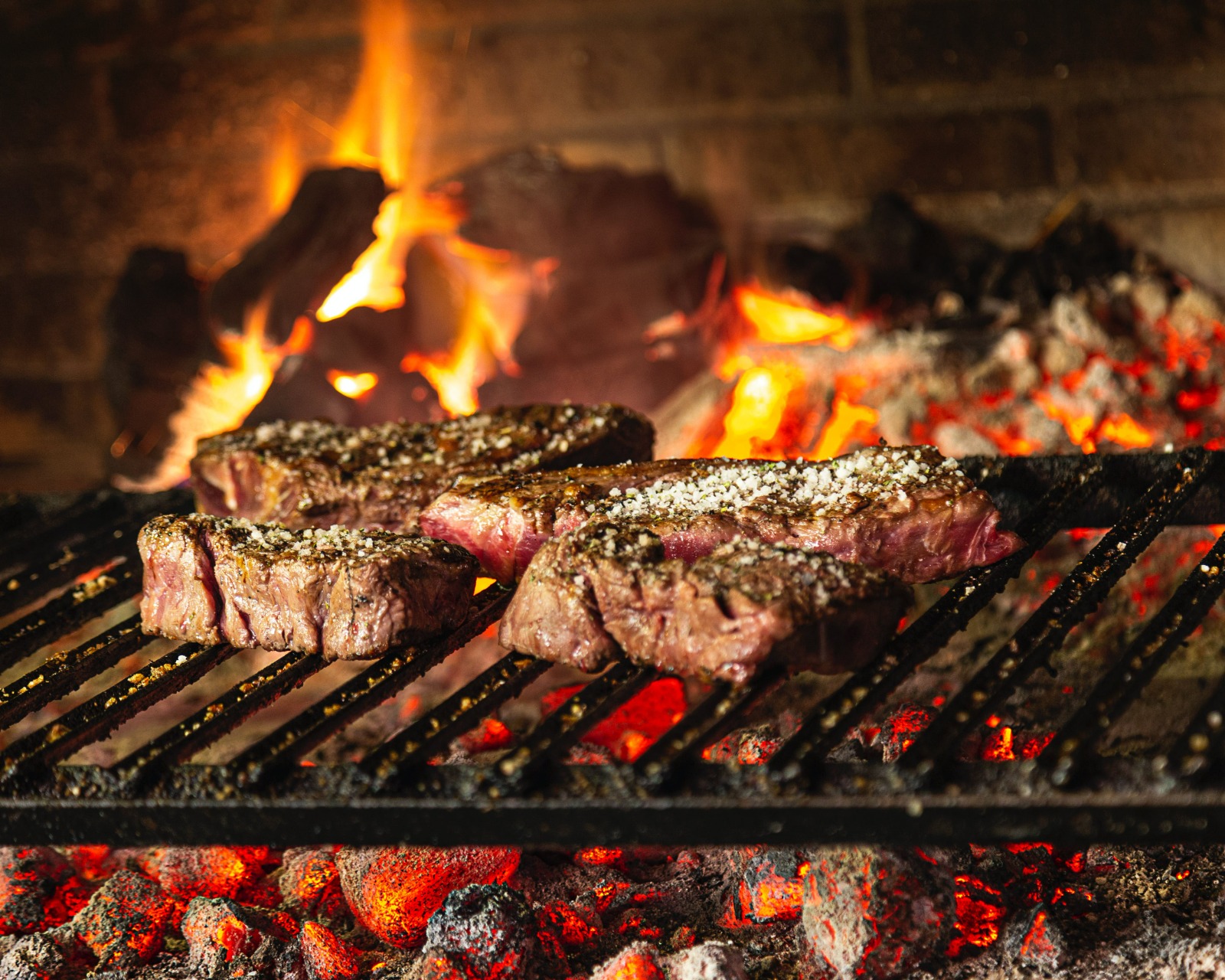 Preço das carnes fecha 2023 com maior queda da série histórica do IPCA-15