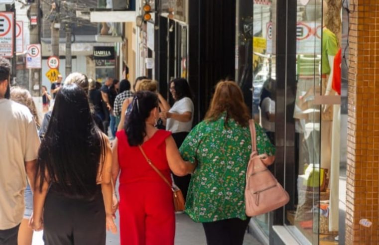 Natal: hora de comprar os presentes na Rua Teresa