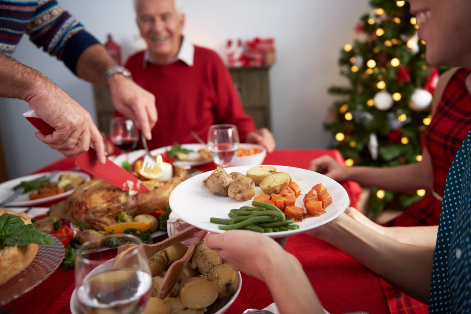 Nutricionista orienta aproveitar festividades e ceia natalina de forma equilibrada