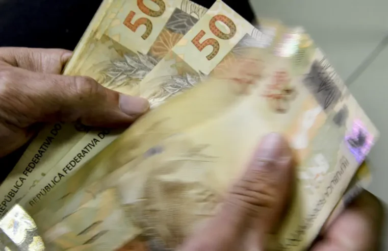Juros recuam para o crédito rotativo e cheque especial