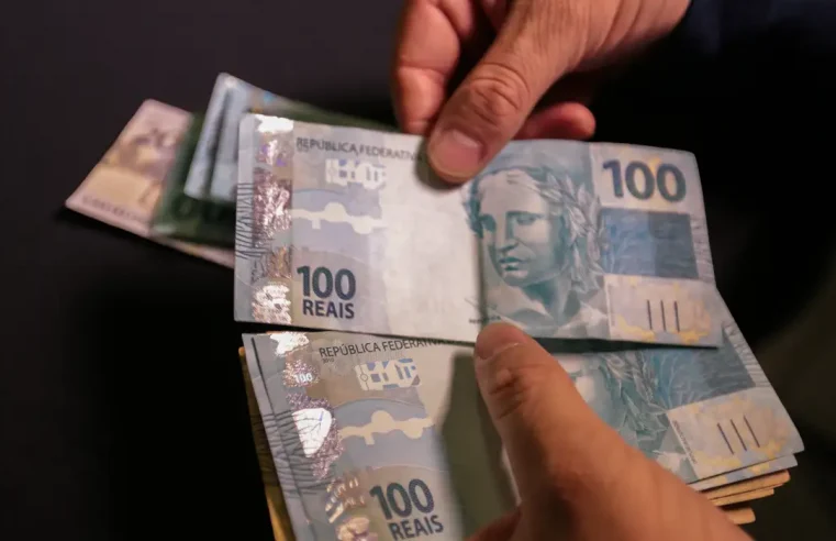 Juros da Selic devem fechar 2024 em 10%, estima o Banco Central