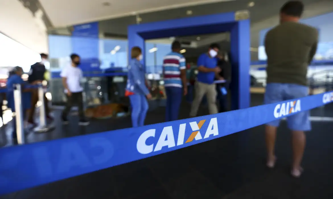 CAIXA OFERECE DESCONTOS E VANTAGENS PERSONALIZADAS PARA PESSOAS FÍSICAS E JURÍDICAS DURANTE O MÊS DO CLIENTE