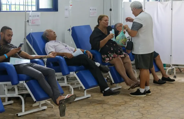 Hidratação é palavra de ordem, diz secretária de Saúde sobre dengue