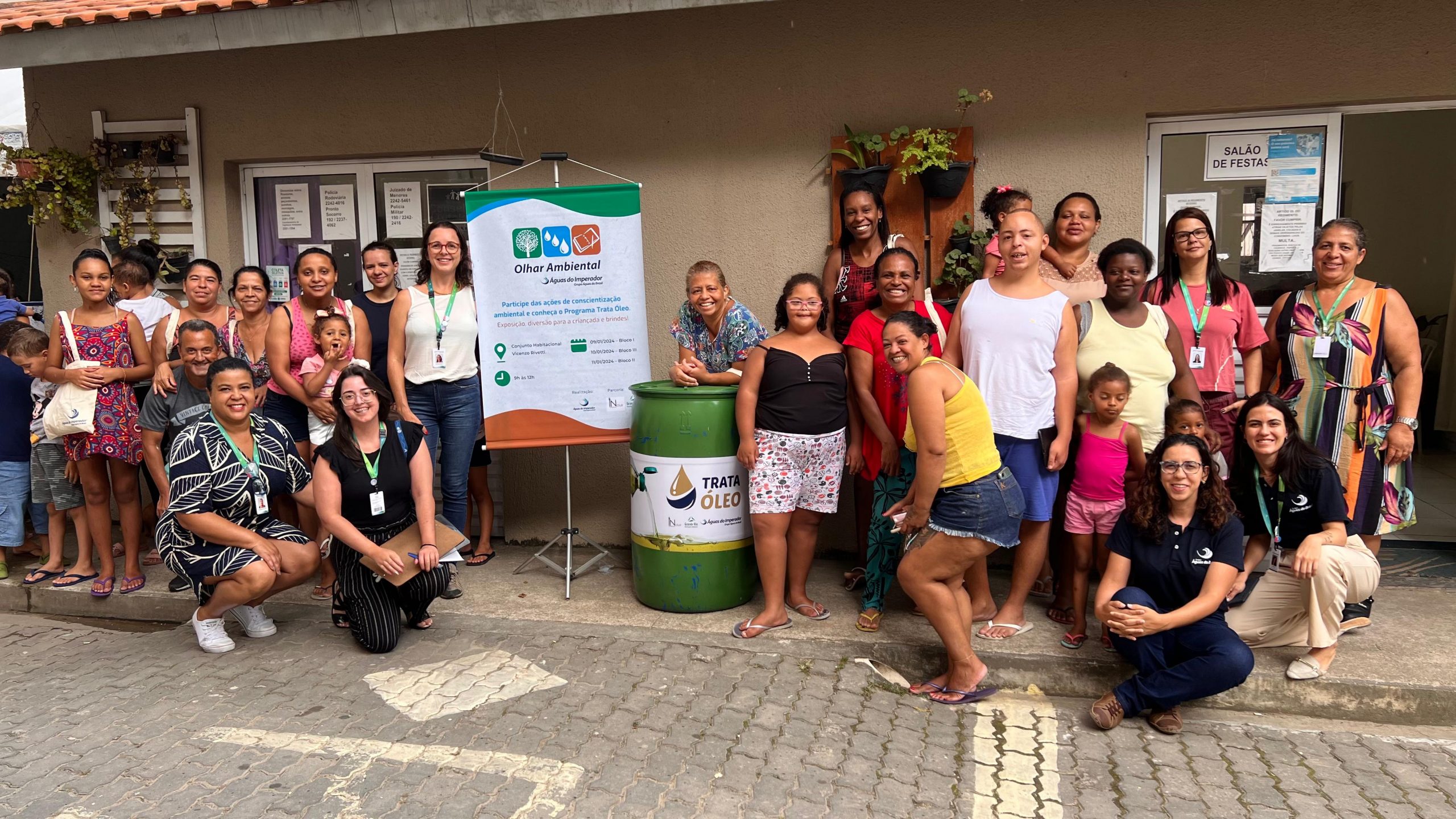 Pontos de Entrega Voluntária do Programa Trata Óleo são instalados no Conjunto Habitacional Vicenzo Rivetti