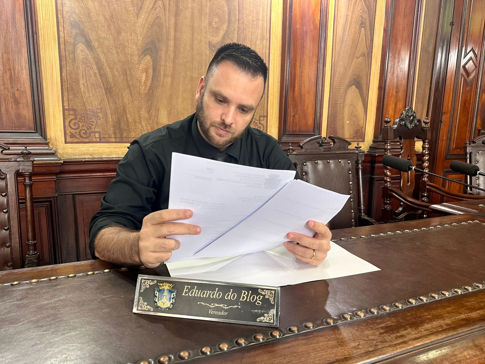 Eduardo do Blog destina Emenda para castração de cães e gatos e quer UPA Animal em Petrópolis