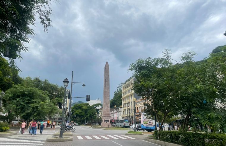 Defesa Civil emite alerta via SMS de pancadas de chuva em Petrópolis