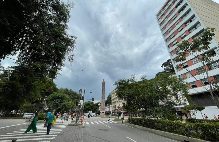 Defesa Civil emite alerta via SMS de pancadas de chuva em Petrópolis