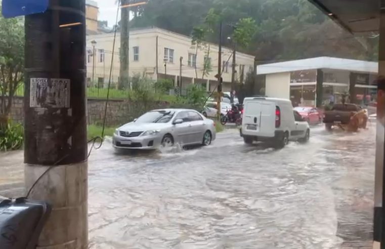 Defesa Civil de Petrópolis aciona primeiro toque do sistema de sirenes em todo o município