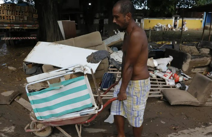 Governador Cláudio Castro homologa situação de emergência nos municípios de Belford Roxo, Cardoso Moreira e Itaperuna