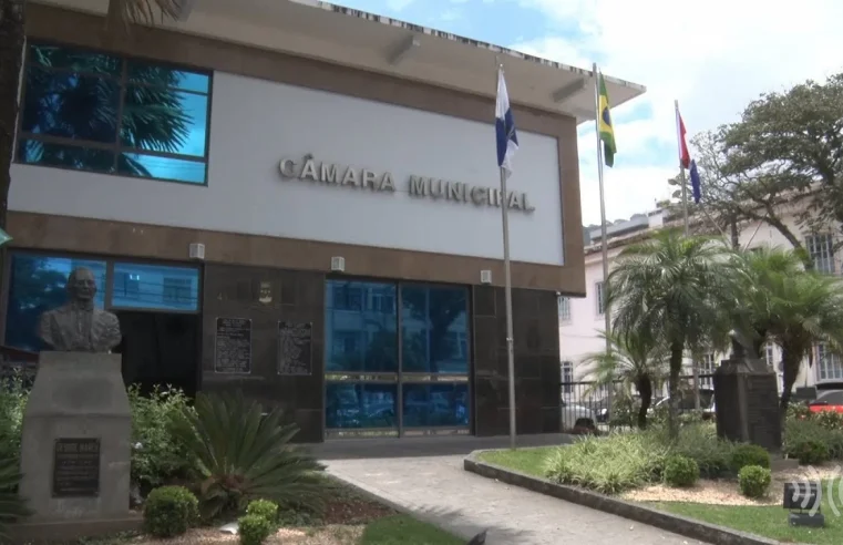 Câmara de Teresópolis derruba vetos e orçamento pode ser prejudicado