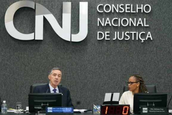 Tribunais deverão destinar a mulheres metade dos cargos e criar banca para cota racial