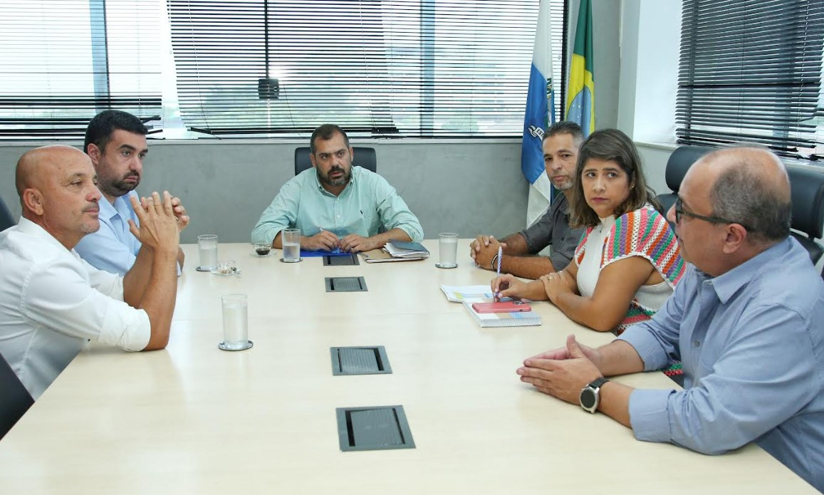 Mais moradia para a Região Serrana: Secretário de Estado de Habitação e presidente da Câmara de Teresópolis se reúnem na capital fluminense