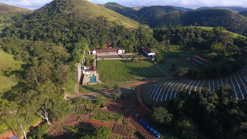 Férias rurais: turismo em fazenda produtiva encanta por unir gastronomia e conforto