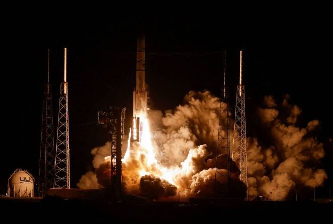 Foguete Vulcan estreia em missão que pode levar ao 1º pouso de espaçonave privada na Lua