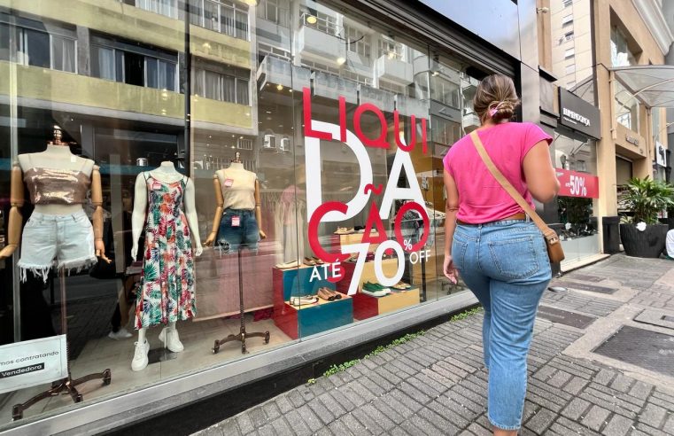 Compras pós-Carnaval: um dos melhores períodos do ano para o consumidor com descontos de até 80%