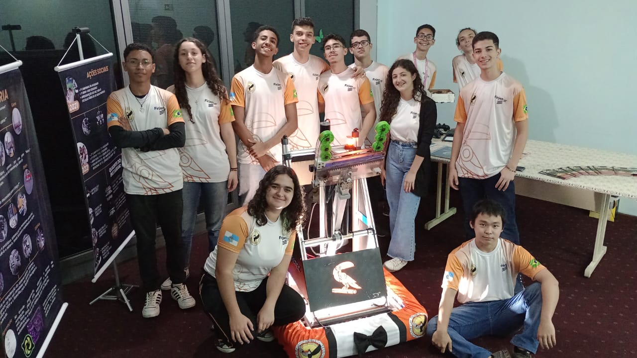 Equipe Tucanus vai representar Nova Friburgo em torneio de robótica em Brasília
