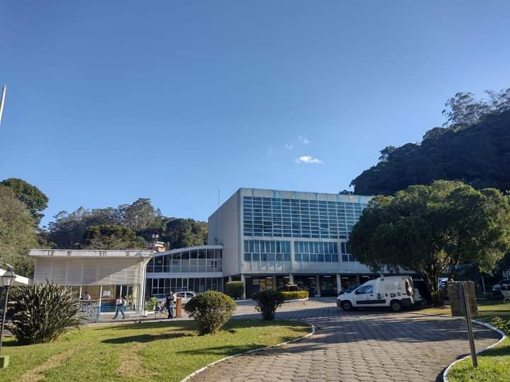 Firjan SENAI oferece 135 vagas gratuitas em cursos técnicos de nível médio em Petrópolis