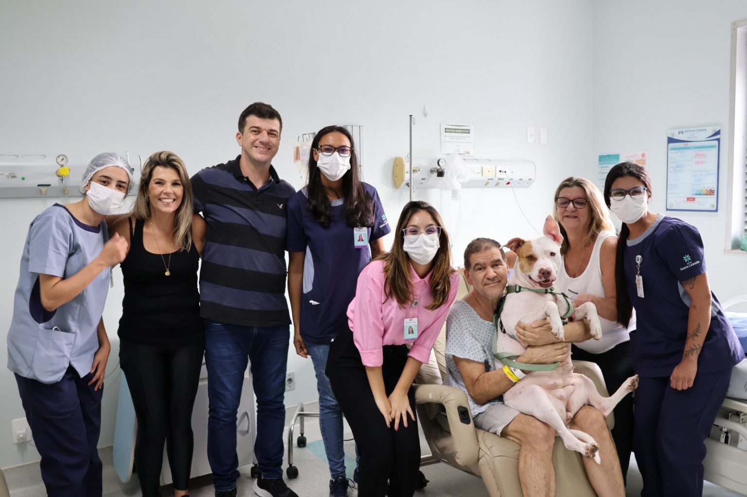 O HOSPITAL SANTA TERESA PERMITE A VISITA DE ANIMAIS DE ESTIMAÇÃO A PACIENTES EM LONGA PERMANÊNCIA