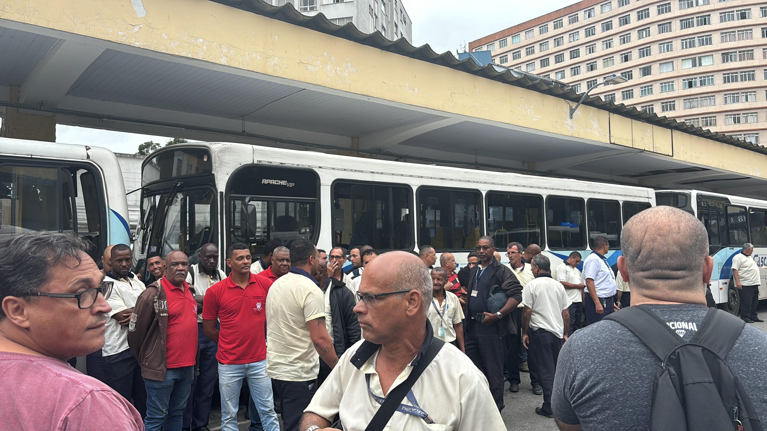 Cascatinha continua com o serviço de transporte em Petrópolis