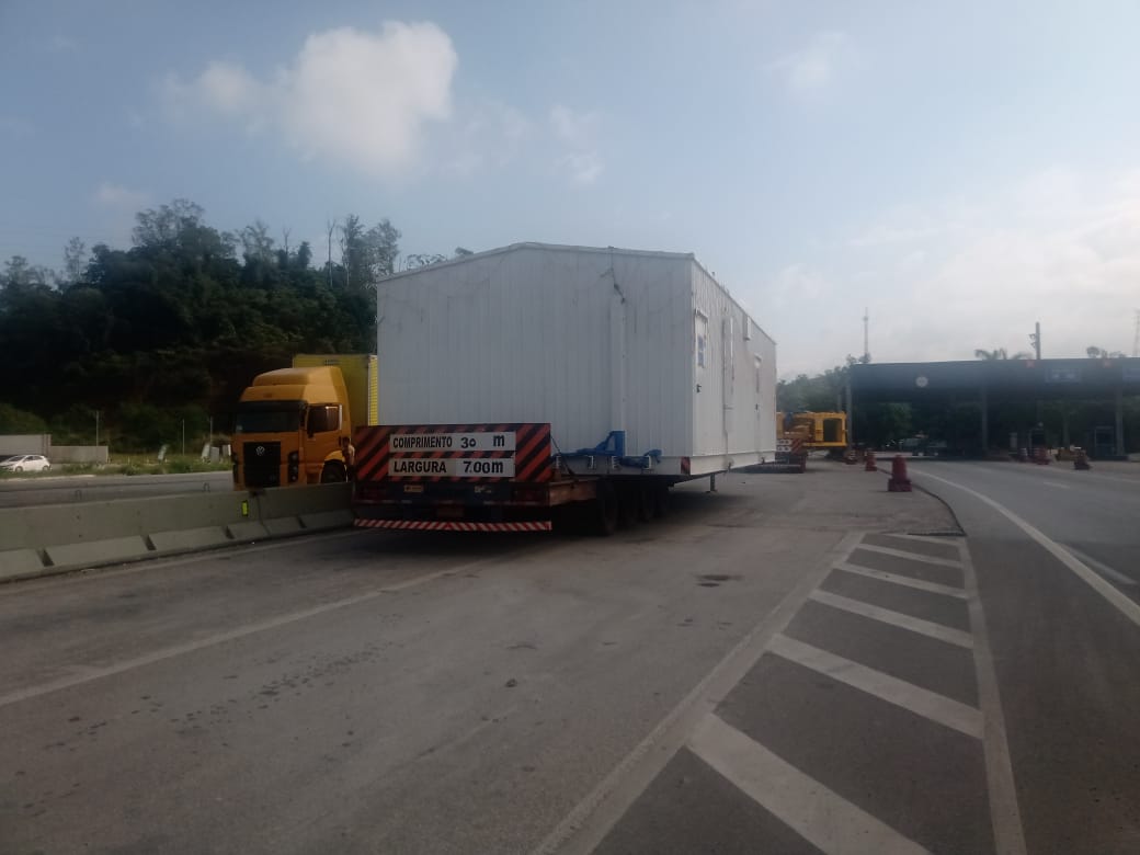 Passagem de carretas interditará a descida da serra de Petrópolis na madrugada desta sexta-feira (02)