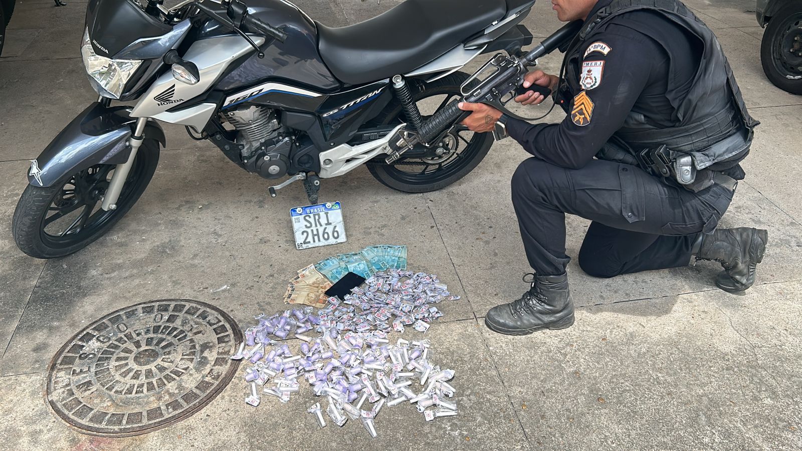 Homem é preso por tráfico de drogas em Itaipava