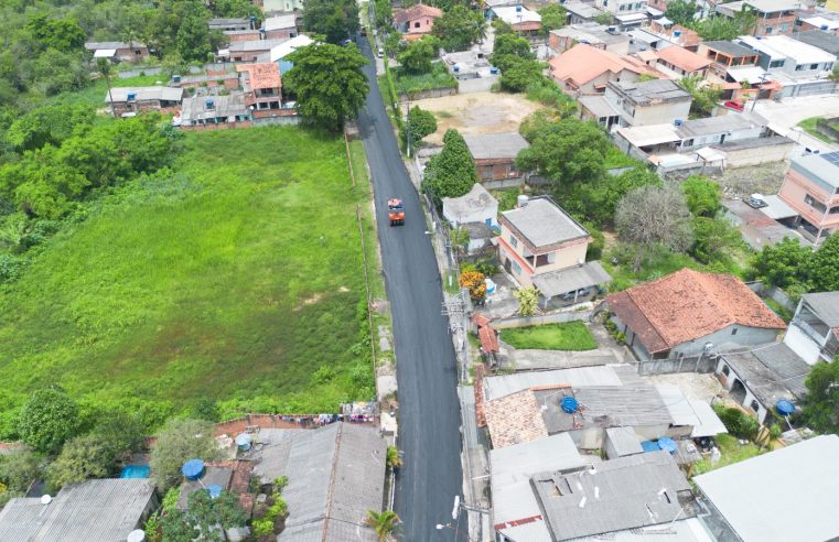 Obras do Estado para pavimentação em Magé atingem mais de 50% de conclusão