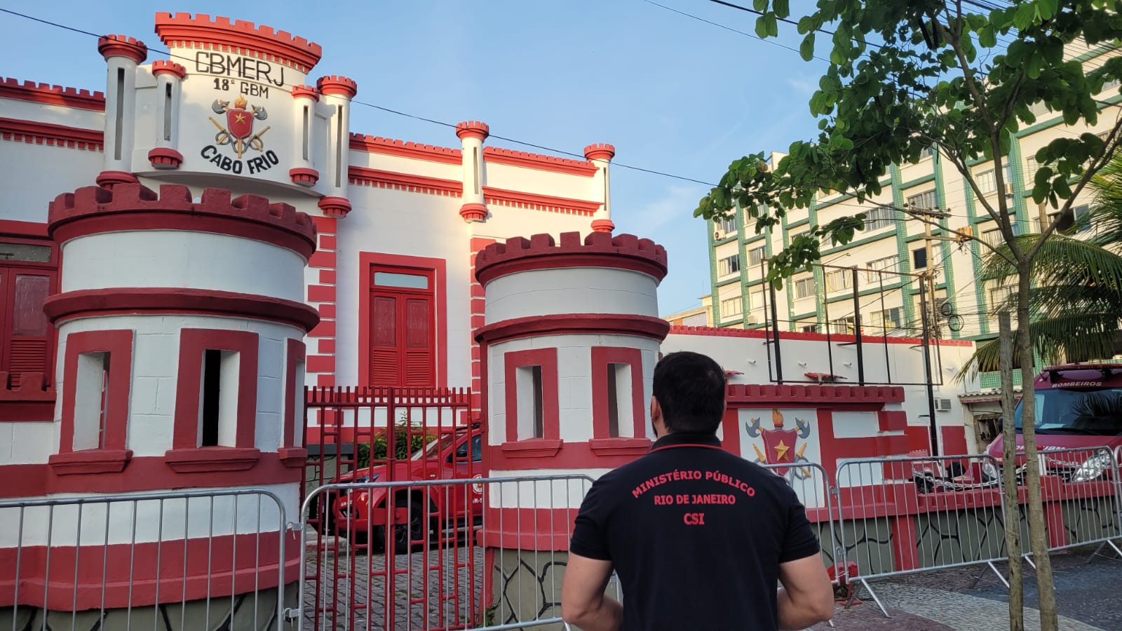 GAECO/MPRJ cumpre mandados de busca e apreensão contra grupo que atua na emissão irregular de licenças do Corpo de Bombeiros em Cabo Frio