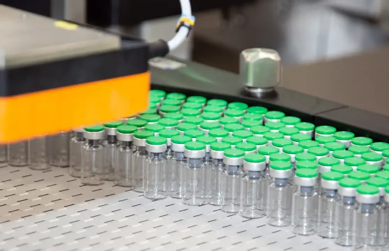 Dengue: fabricante firma parceria para ampliar produção da vacina