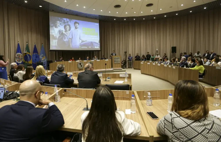 Saúde anuncia centro de emergência para conter epidemia de dengue