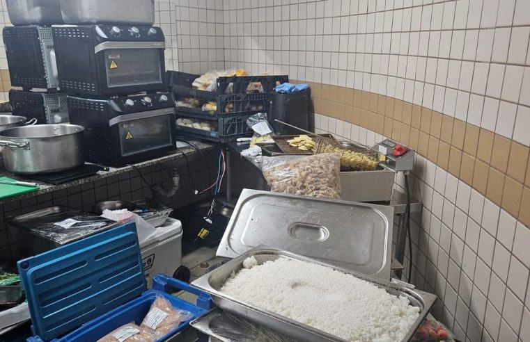 MPRJ prende responsável por camarote na Sapucaí que preparava comida no banheiro