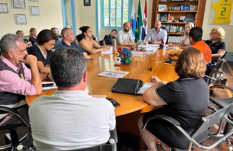 Prefeito de Teresópolis cria gabinete de crise preventivo devido ao alerta de chuva intensa para a Região Serrana