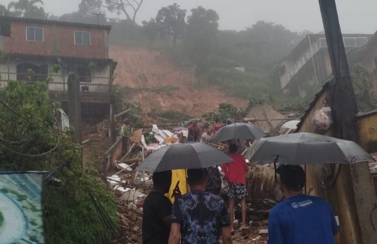 Risco de deslizamento permanece muito alto em diversas regiões do Estado
