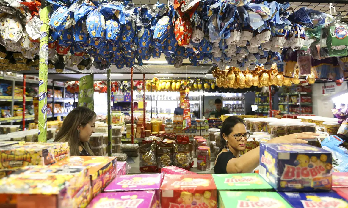 Lojistas preparam diferenciais para a Páscoa e têm expectativas de até 3,5% de aumento nas vendas