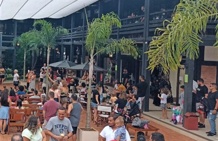 Música, gastronomia e moda: Liquida OUT tem queima de estoque e muita cultura no Shopping Vilarejo neste final de semana