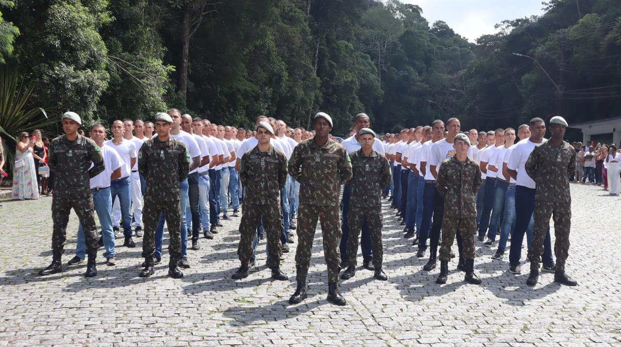 BATALHÃO DOM PEDRO II INCORPORA NOVOS RECRUTAS