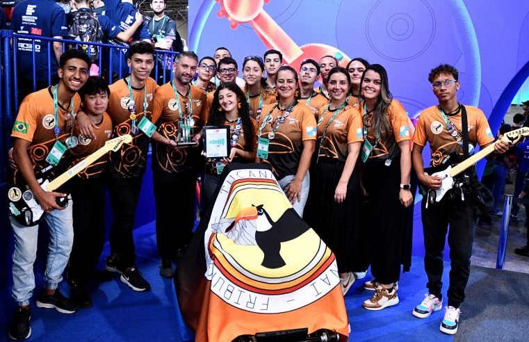 Equipe Tucanus da Firjan SENAI SESI Nova Friburgo é premiada no maior festival de robótica do país