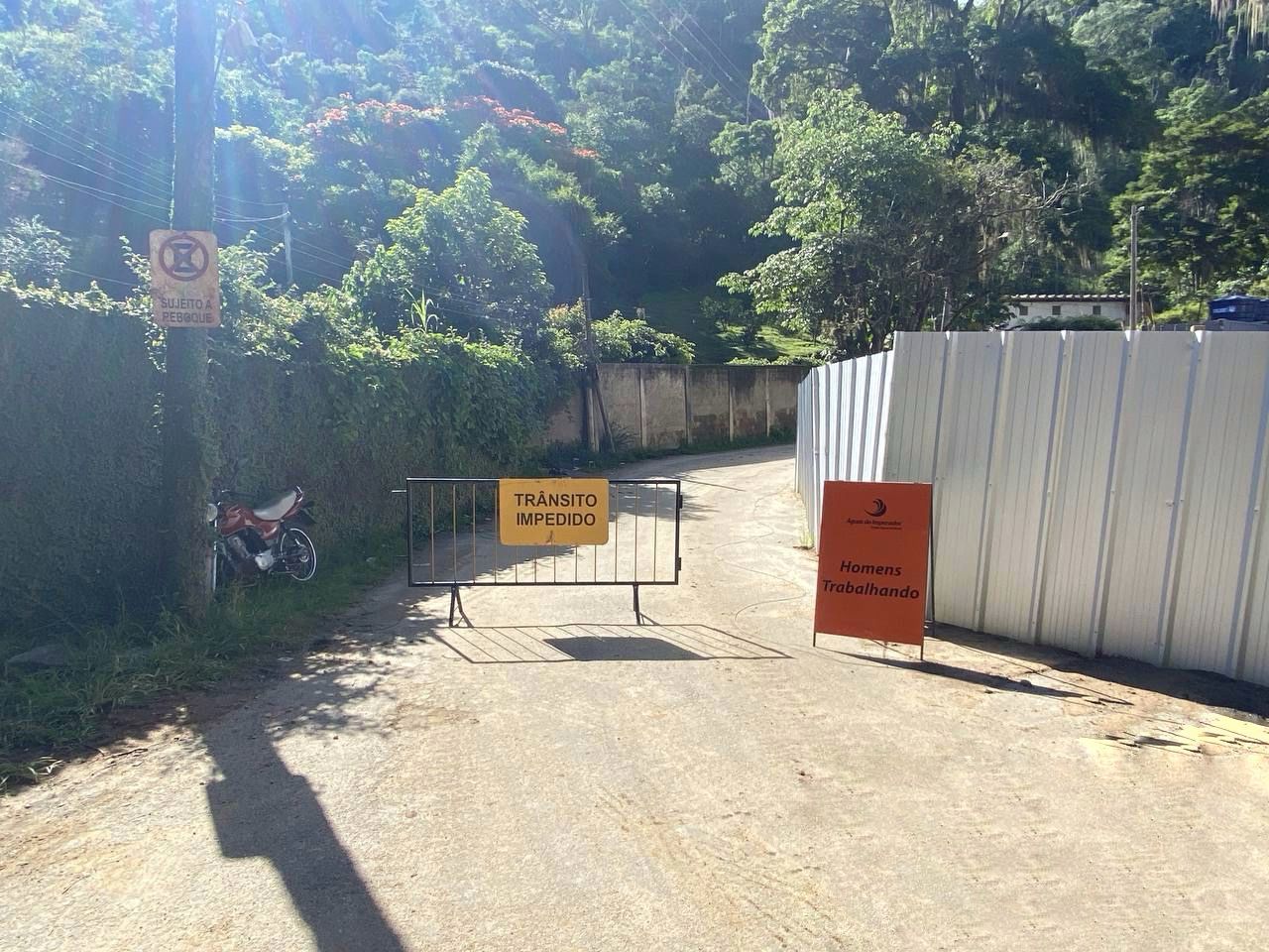 Águas do Imperador estende horário das obras na Rua Joaquim Agante Moço