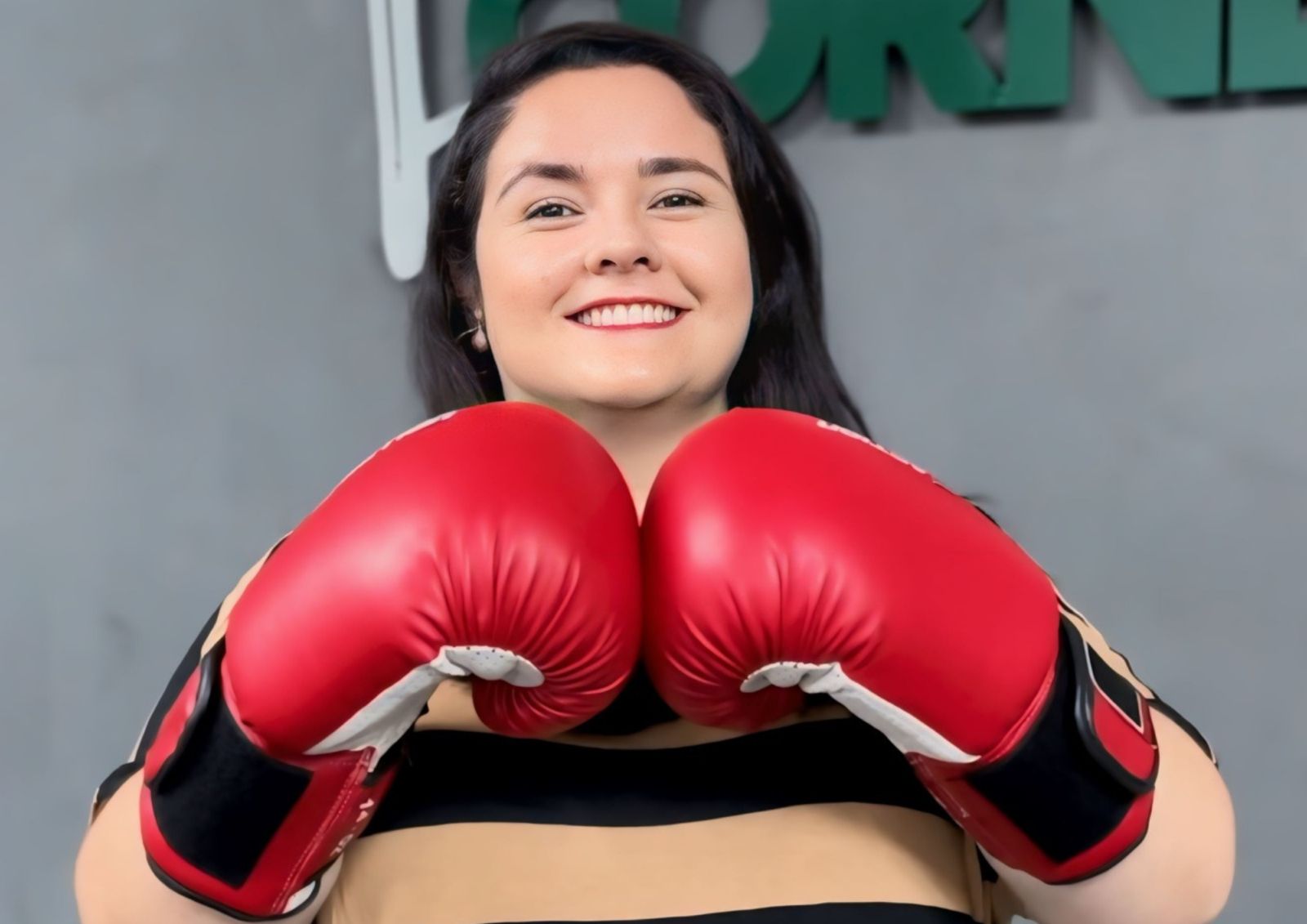 Superando desafios: A jornada de determinação de Rafaela Pereira no Muay Thai