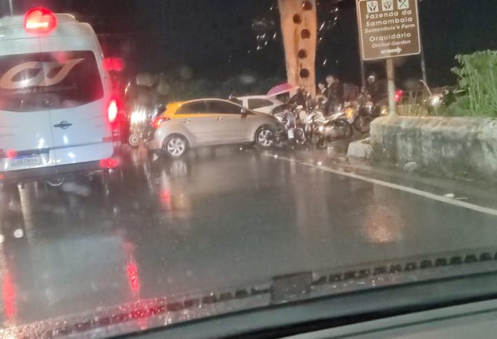 Quatro acidentes são registrados em Petrópolis em apenas dois dias. Todos as colisões envolveram motociclistas