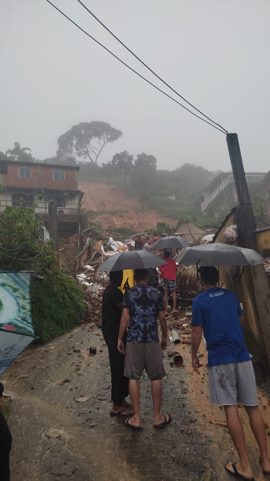Boletim de ocorrências: Defesa Civil de Petrópolis contabiliza 49 registros de ocorrências em função da chuva da última quinta-feira (21)