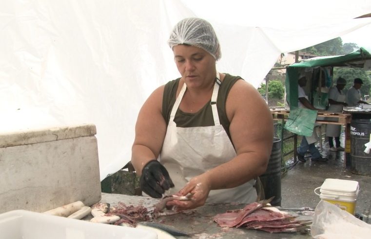 Tradicional Feira do Pescado começou nesta quarta-feira (27) em Petrópolis