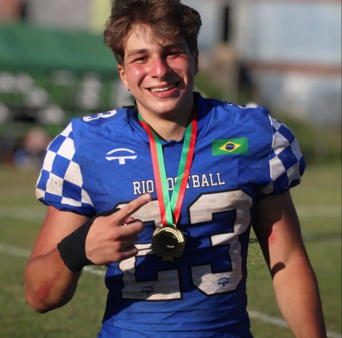 Petropolitano Adriano Castro vai disputar Mundial de Futebol Americano pela seleção