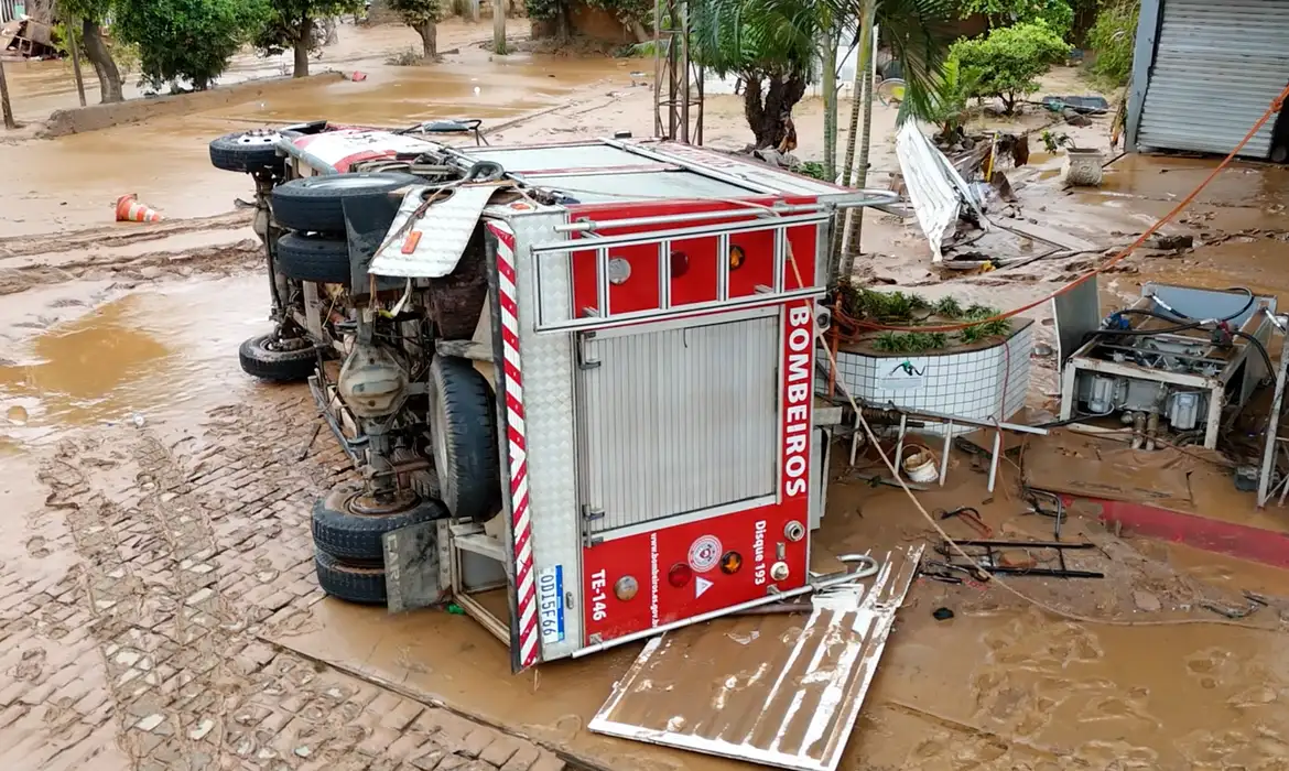 Sobe para 17 o número de mortes por causa das chuvas no Espírito Santo