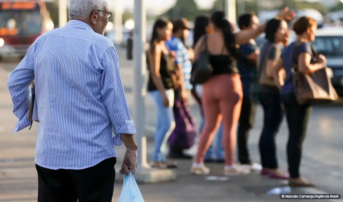 Governo antecipa décimo terceiro de aposentados e pensionistas