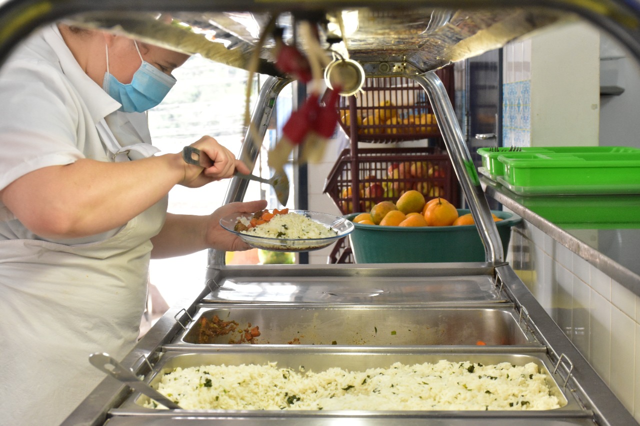 Vereador de Petrópolis quer divulgação do cardápio da merenda escolar na rede de ensino municipal