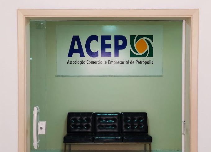 Associação Comercial de Petrópolis promove evento para auxiliar empresários a recuperar valores na justiça