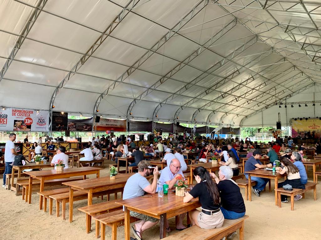 Maior evento de carnes e cervejas de Petrópolis, Saloon BBQ começa nesta sexta