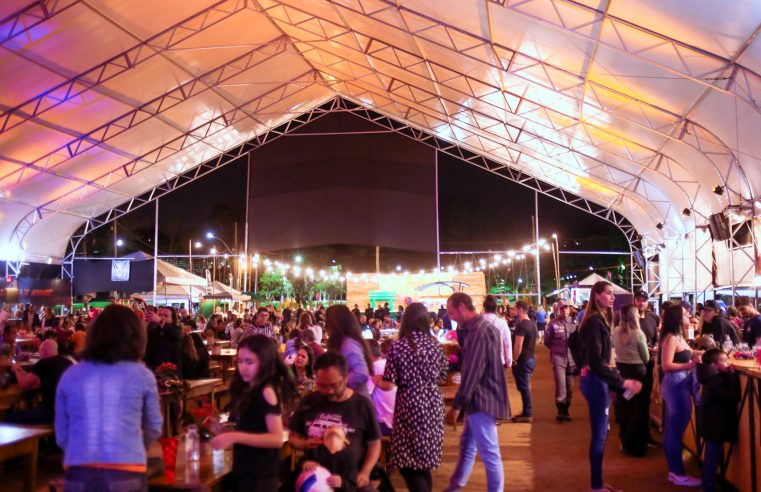 Saloon BBQ atrai 24 mil pessoas no primeiro fim de semana e tem expectativa positiva para o feriado desta terça